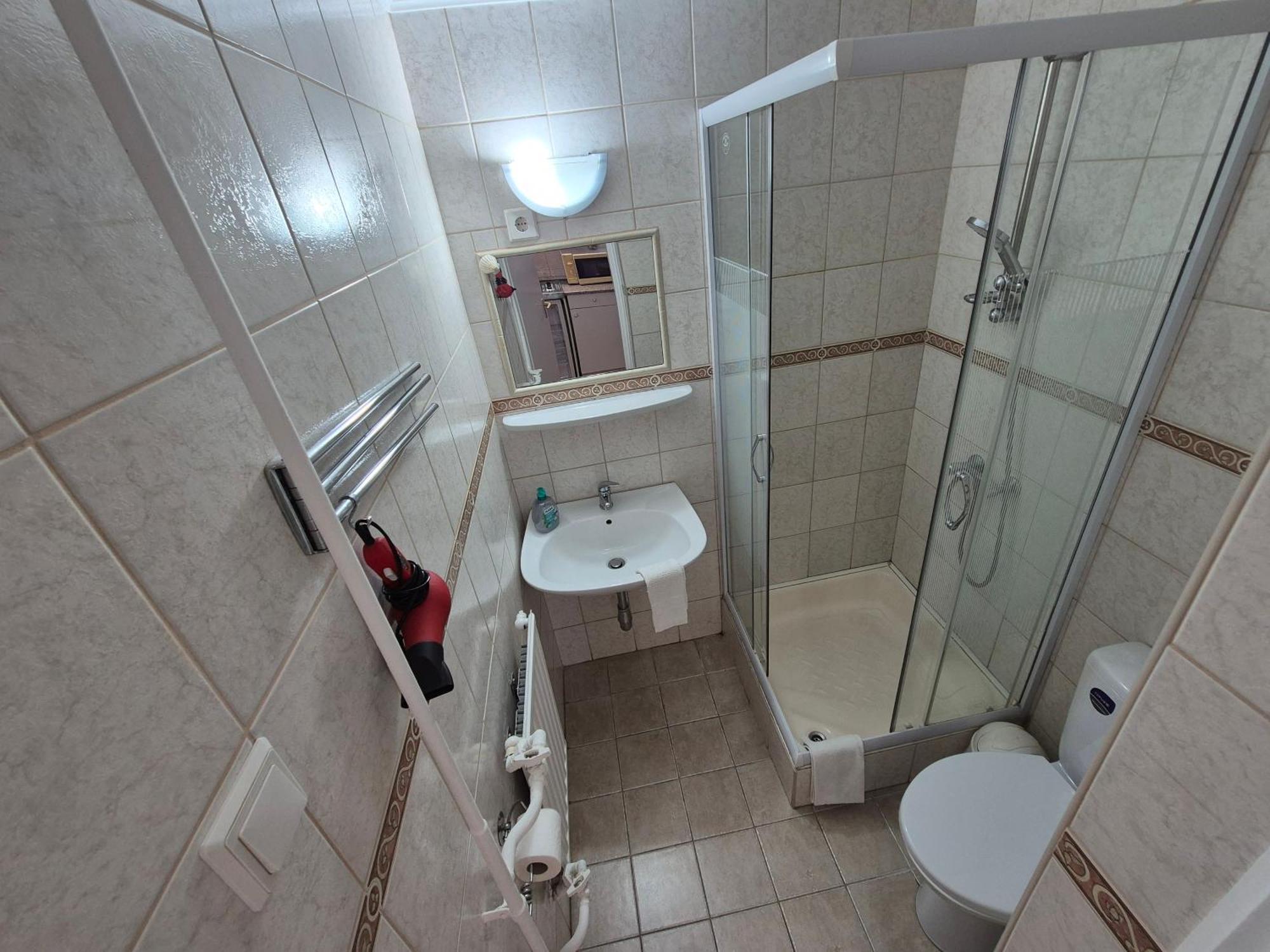 Roxanna Apartman Дьюла Екстер'єр фото